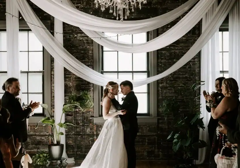 Gainesville Ga Wedding Venue NHP First Kiss