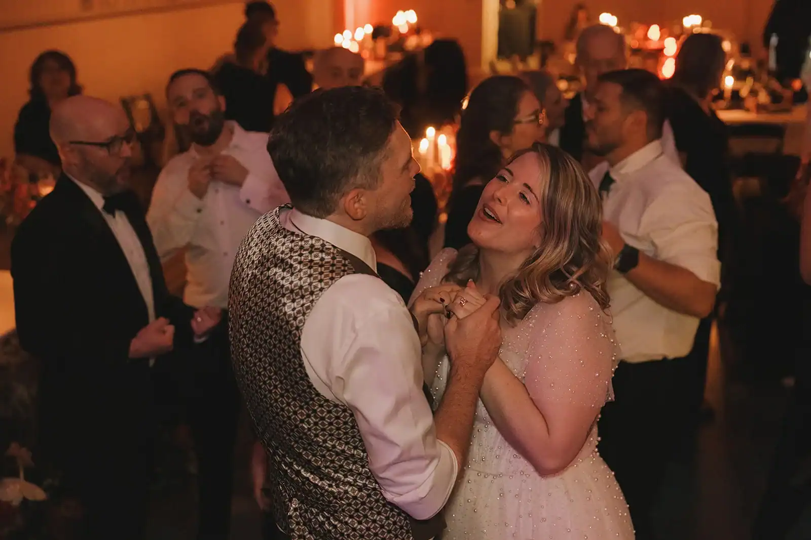New-Holland-Parlor-Gainesville-GA-Wedding-Venue-singing-bride_result New Holland Parlor Gainesville GA Wedding Venue singing bride result